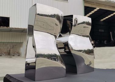 مجسمه های ساخته شده از فضای مجلل مدرن در فضای باز آینه ای مجسمه سازی از جنس استنلس استیل ضدزنگ
